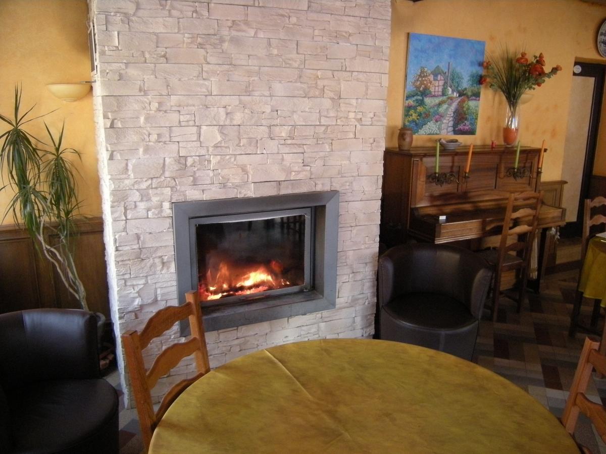 Hotel Gites Des Touristes Vollore-Montagne 외부 사진